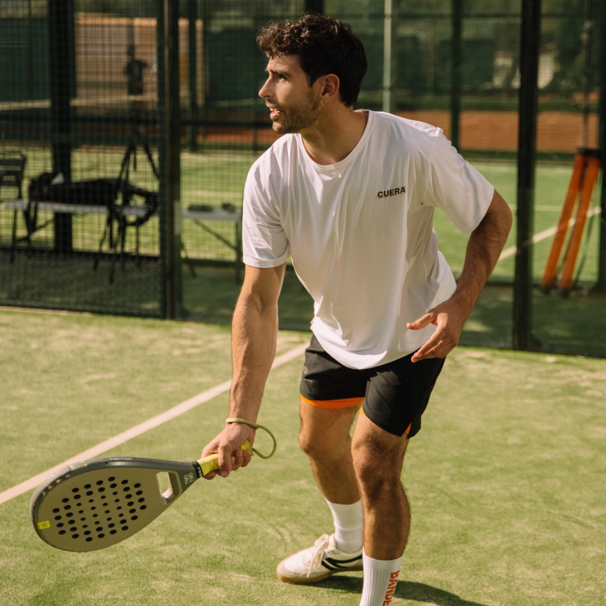 Active Light Weight T-Shirt - White w. walnut